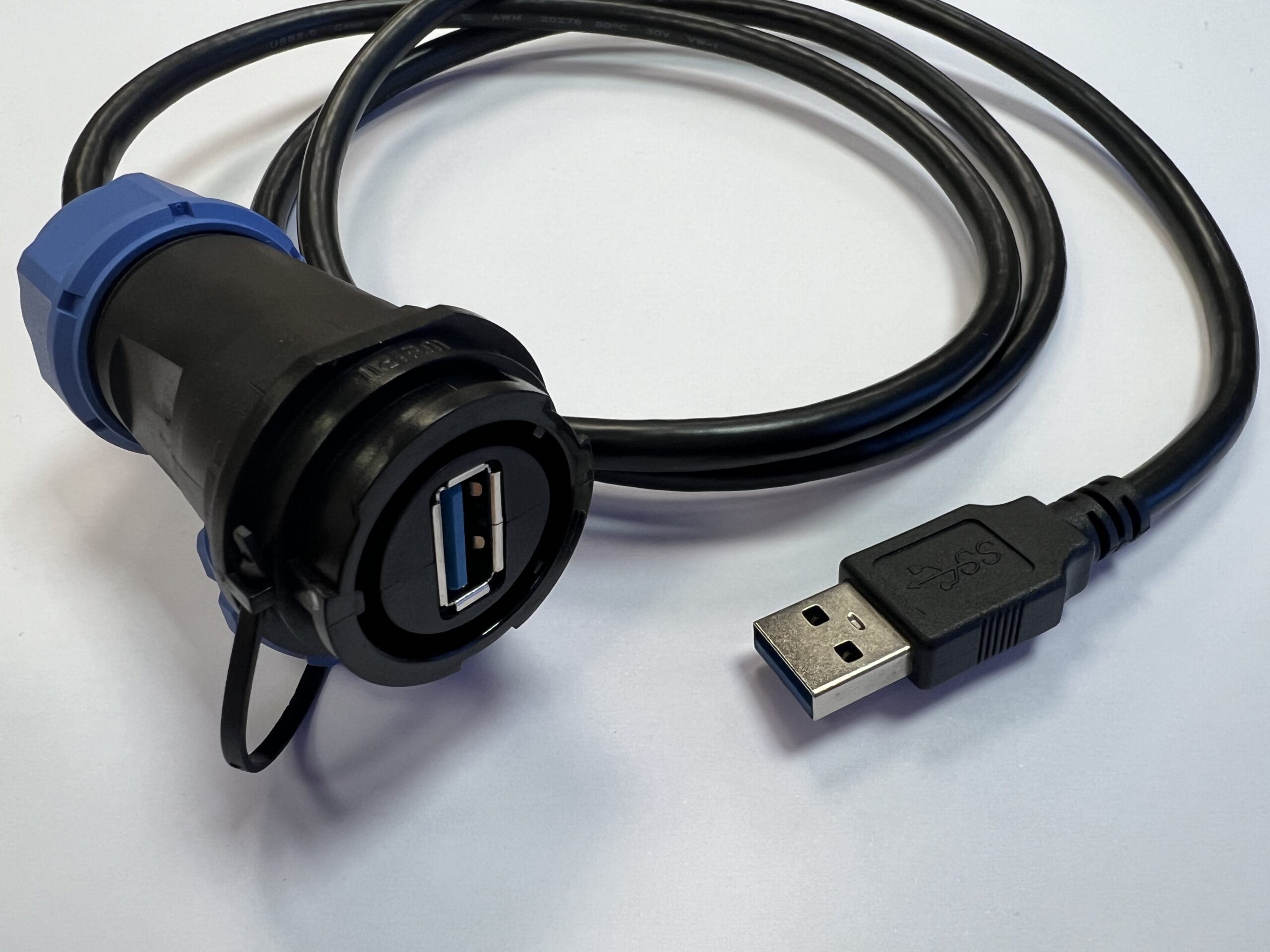 IP67 USB In-Line Receptacle Assembly